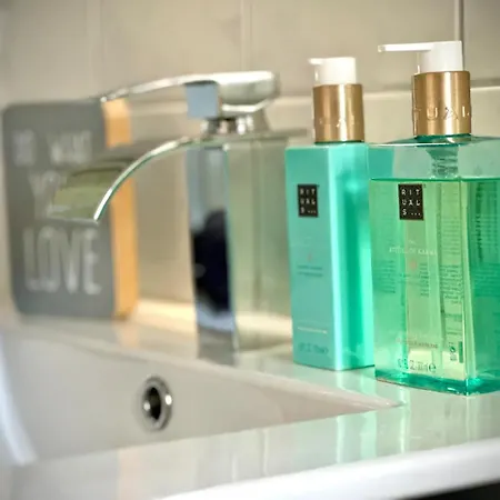 Pures Wohlfuehlen Mit Privater Sauna & Garten