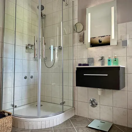 Pures Wohlfuehlen Mit Privater Sauna & Garten Апартаменты